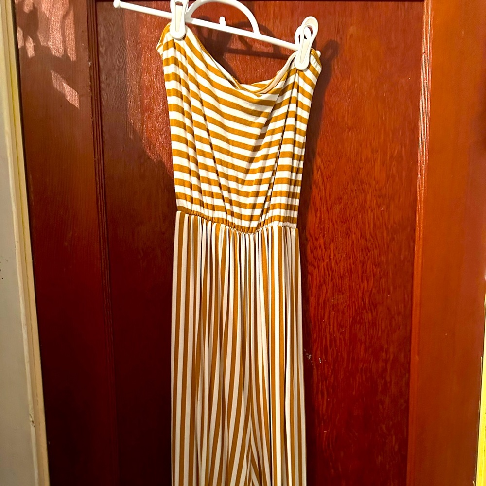 American eagle jump suit size medium